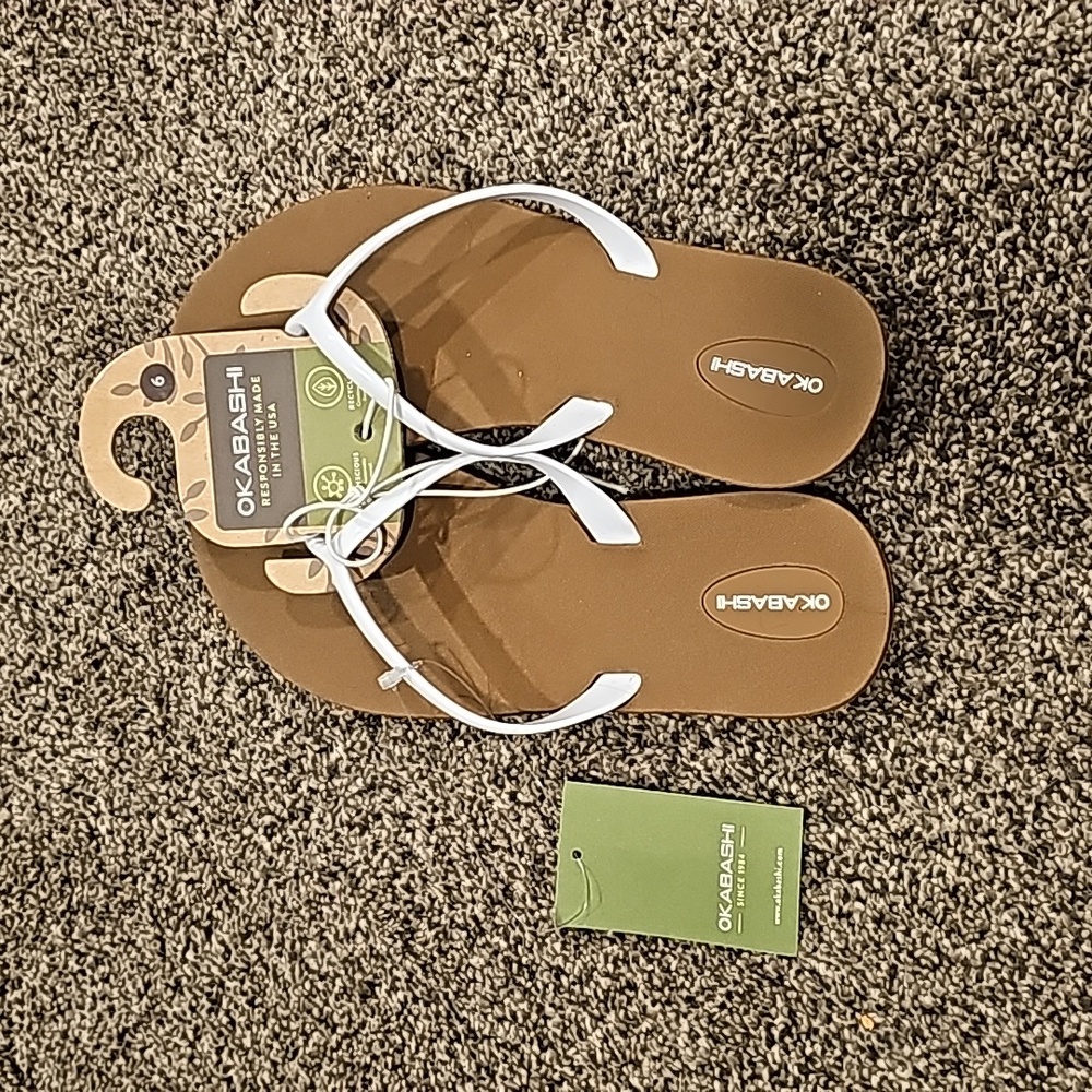 Flip flops. size 6